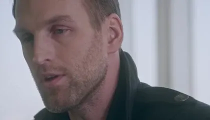 Кадры из сериала Ничто не случается дважды (2019)